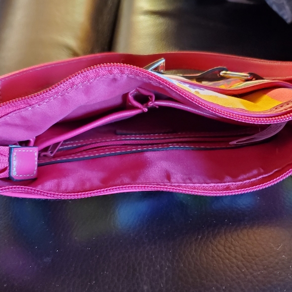 Womens Handbag - Picture 4 of 5